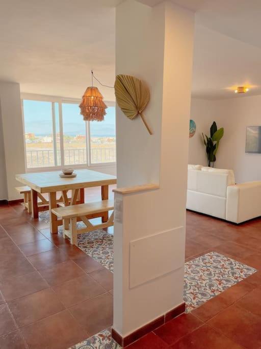 Casa Bamboo Corralejo apartamento luminoso y espacioso, piscina Exterior foto